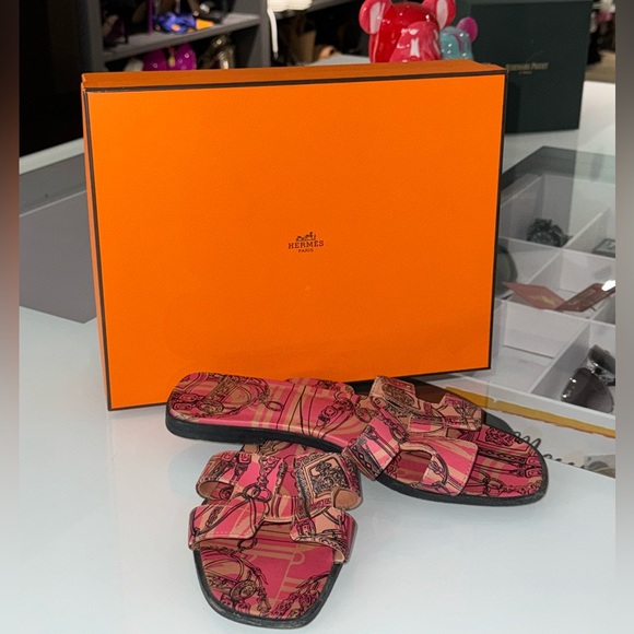 Hermes Oran Brides de Gala en Desordre Sandal Limited Edition Flats 38 - Picture 2 of 9